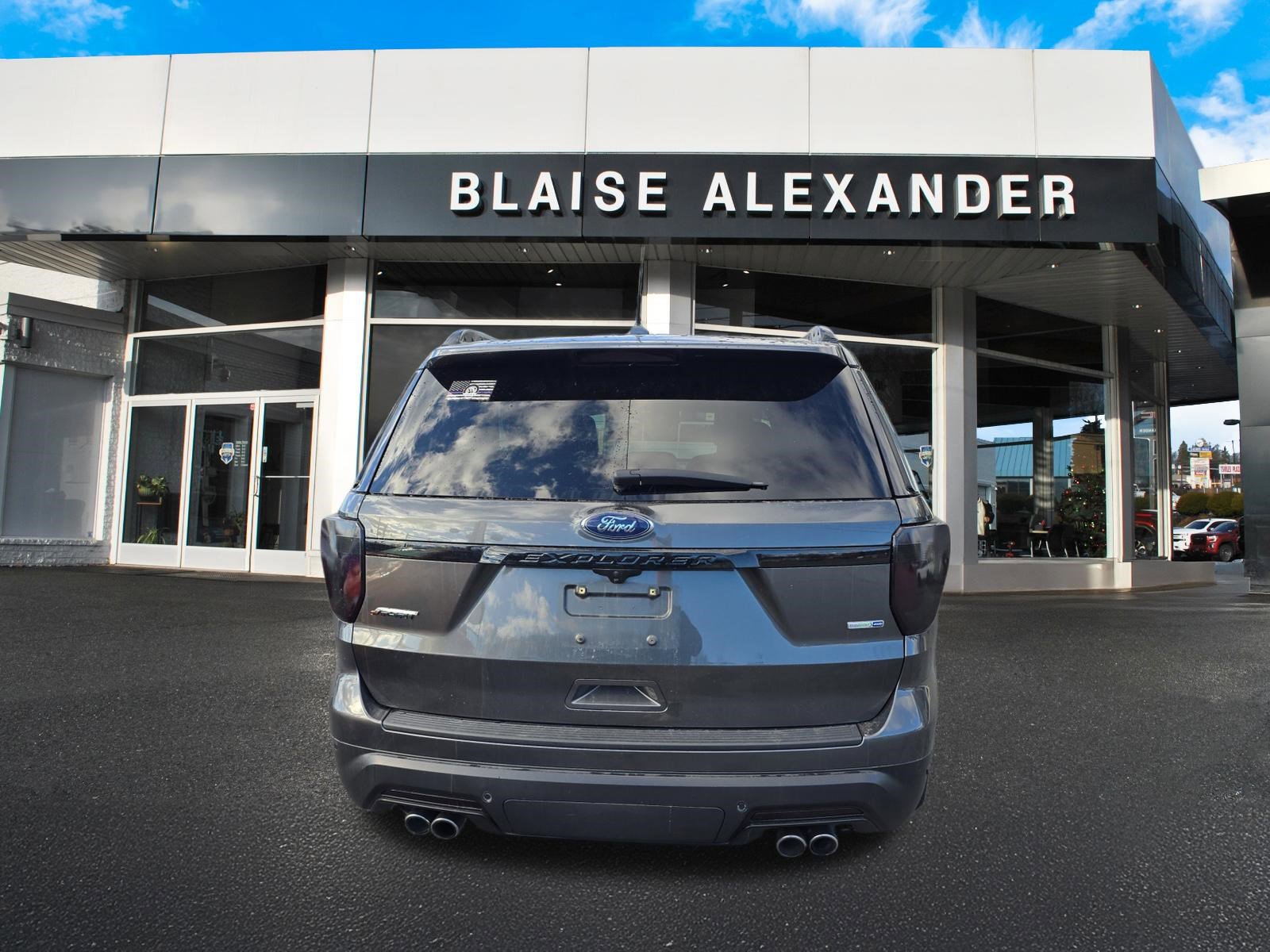 Used 2019 Ford Explorer Sport w/ Equipment Group 401A image 6