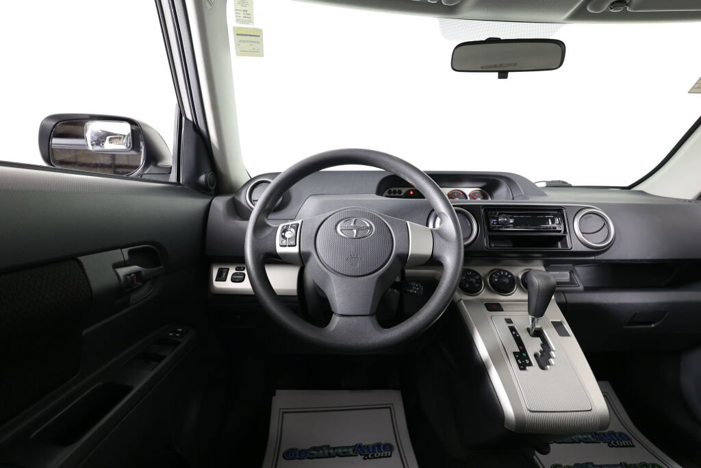 Used 2008 Scion xB FWD image 28