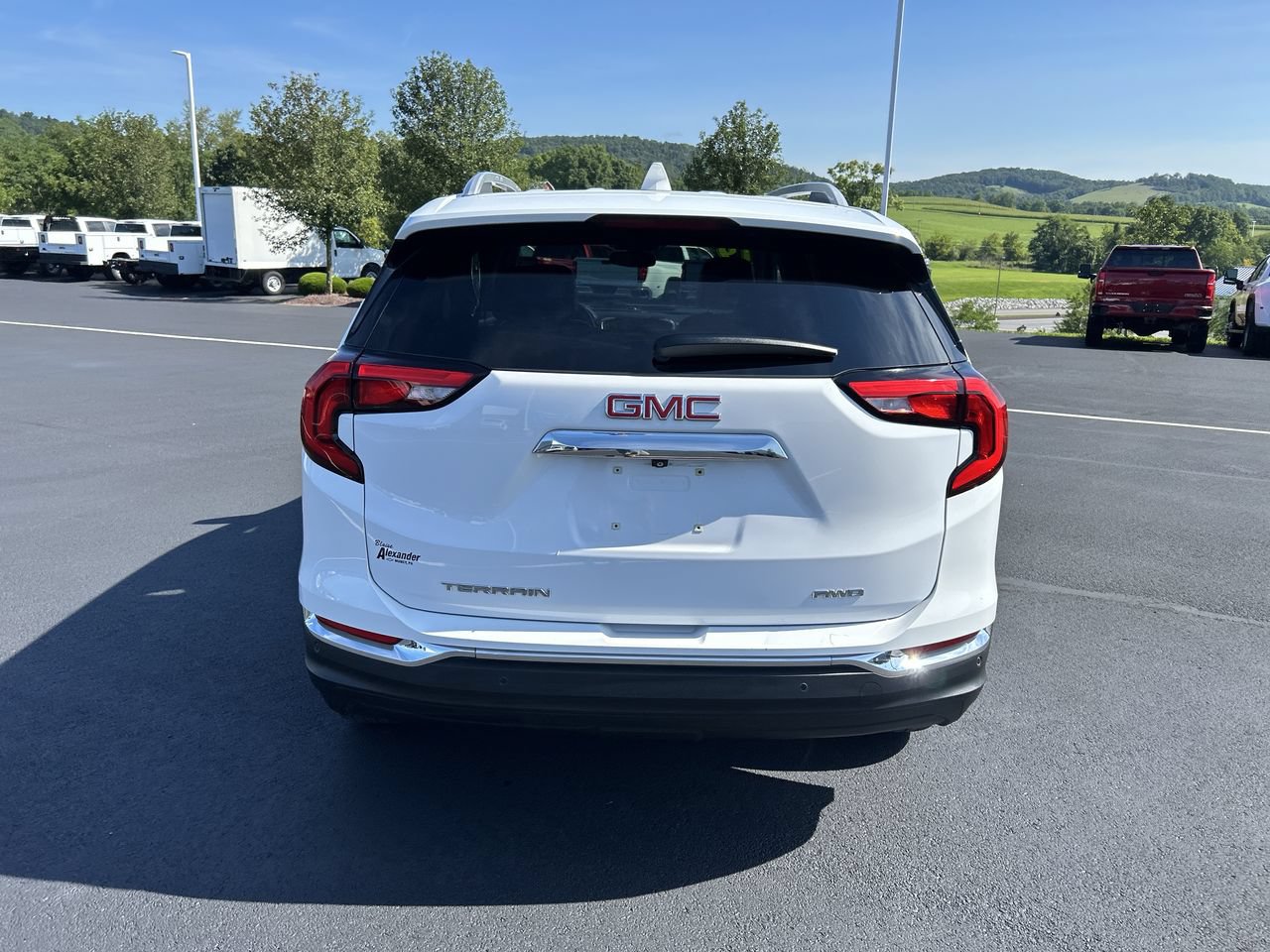 Used 2019 GMC Terrain SLT w/ Preferred Package AWD/4WD image 6