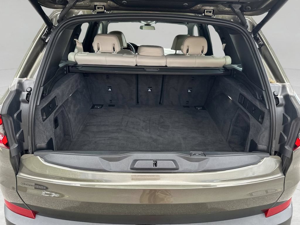 Used 2022 BMW X5 sDrive40i w/ Executive Package RWD image 22