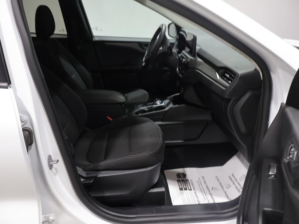 Used 2025 Ford Escape Active AWD/4WD image 22