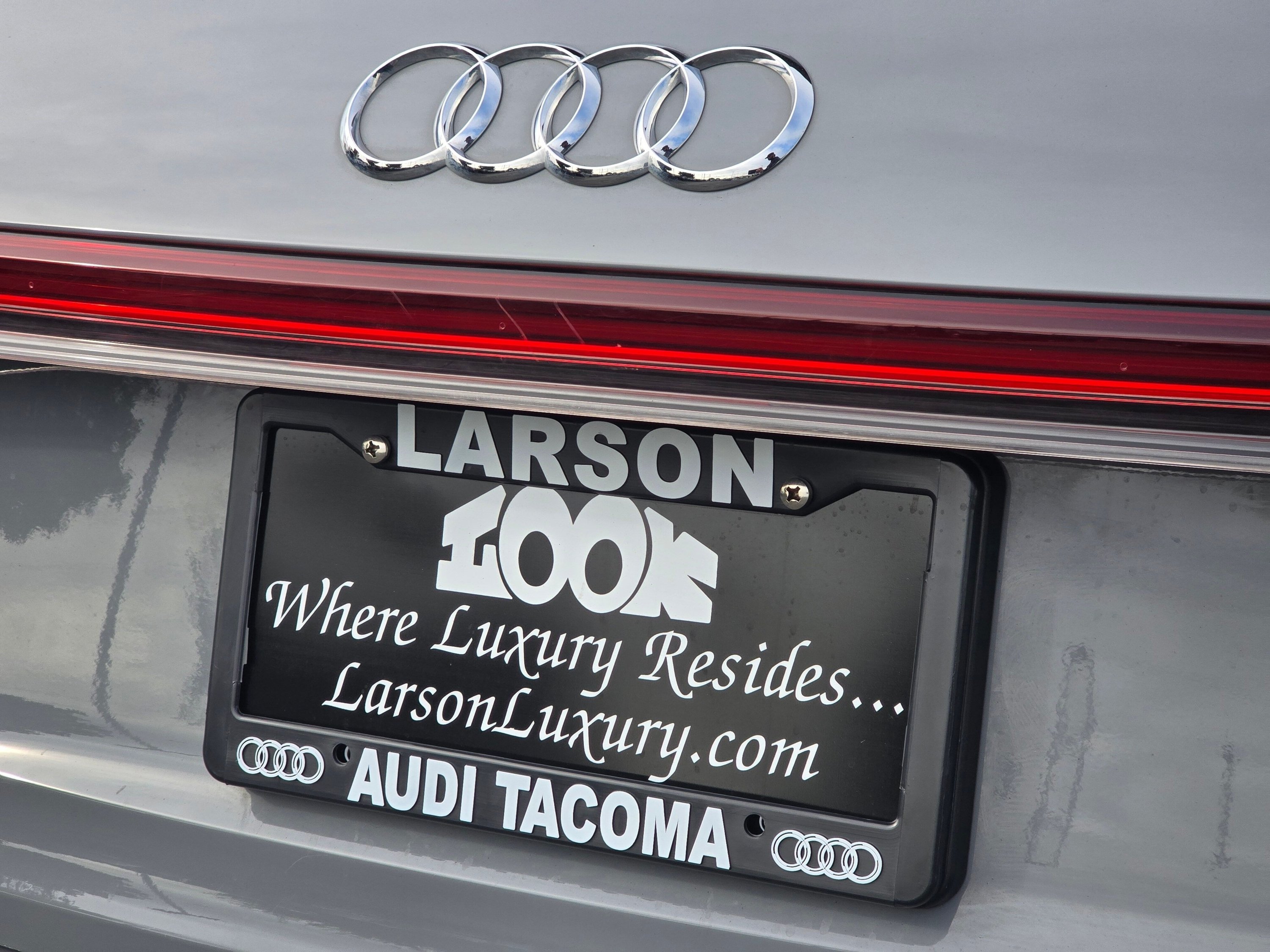 Used 2023 Audi Q4 e-tron Premium Plus AWD/4WD image 32