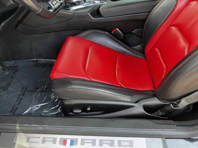 Used 2022 Chevrolet Camaro SS RWD image 15