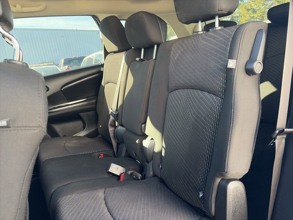 Used 2019 Dodge Journey SE image 12