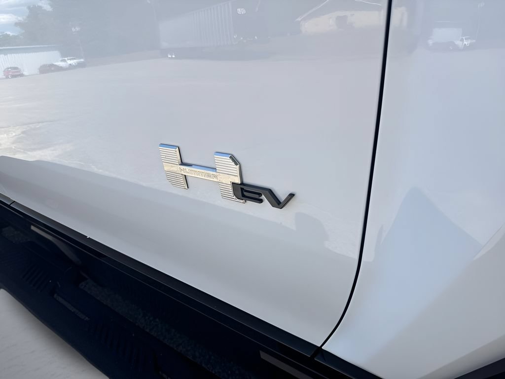 Used 2026 GMC Hummer EV SUV AWD/4WD image 39
