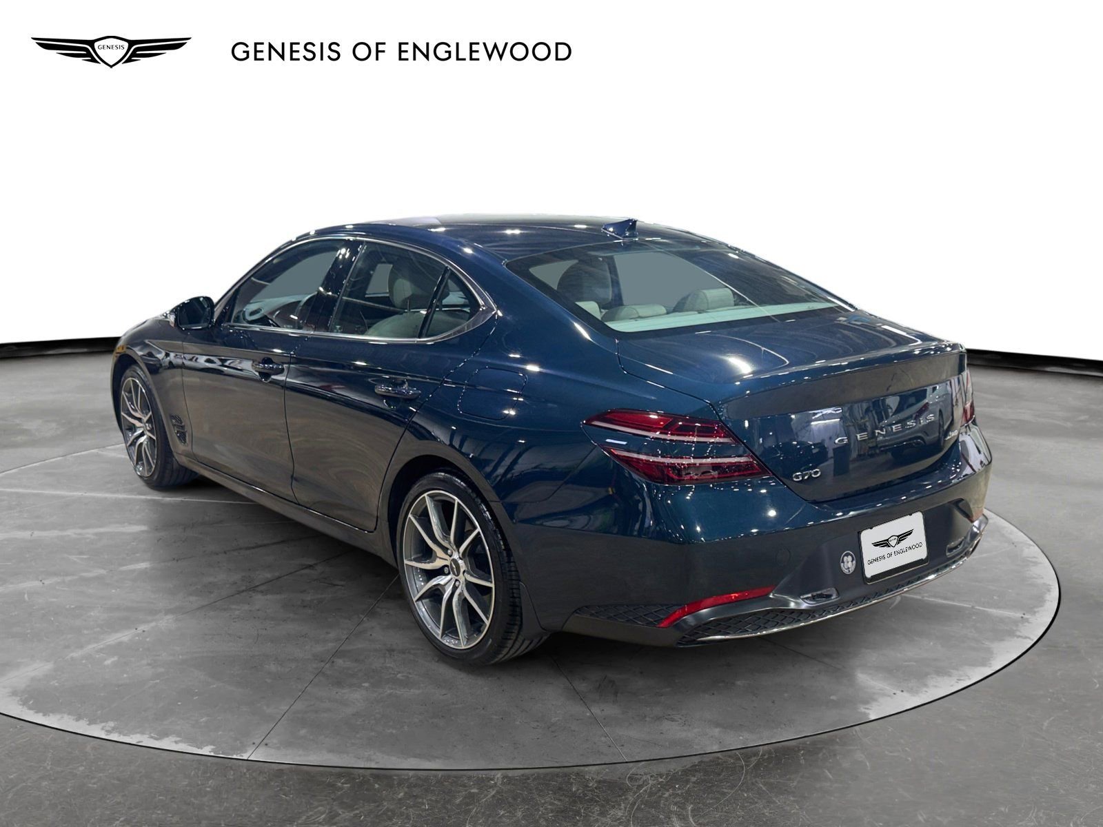 Used 2023 Genesis G70 2.0T image 12