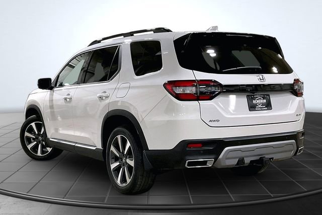 Used 2024 Honda Pilot Elite image 13
