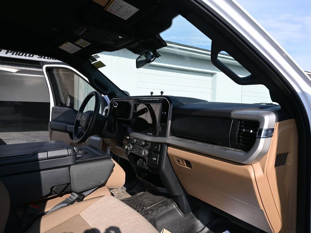 Used 2024 Ford F350 XLT w/ Black Appearance Package AWD/4WD image 26