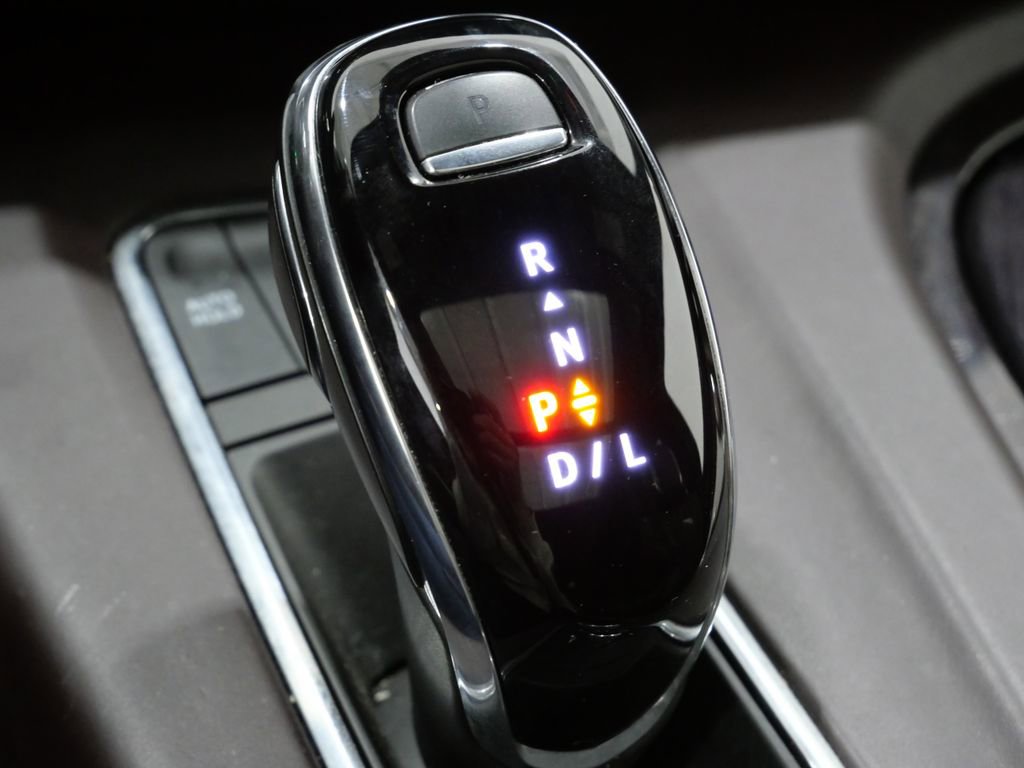 Used 2023 Cadillac Escalade ESV Premium Luxury Platinum AWD/4WD image 24