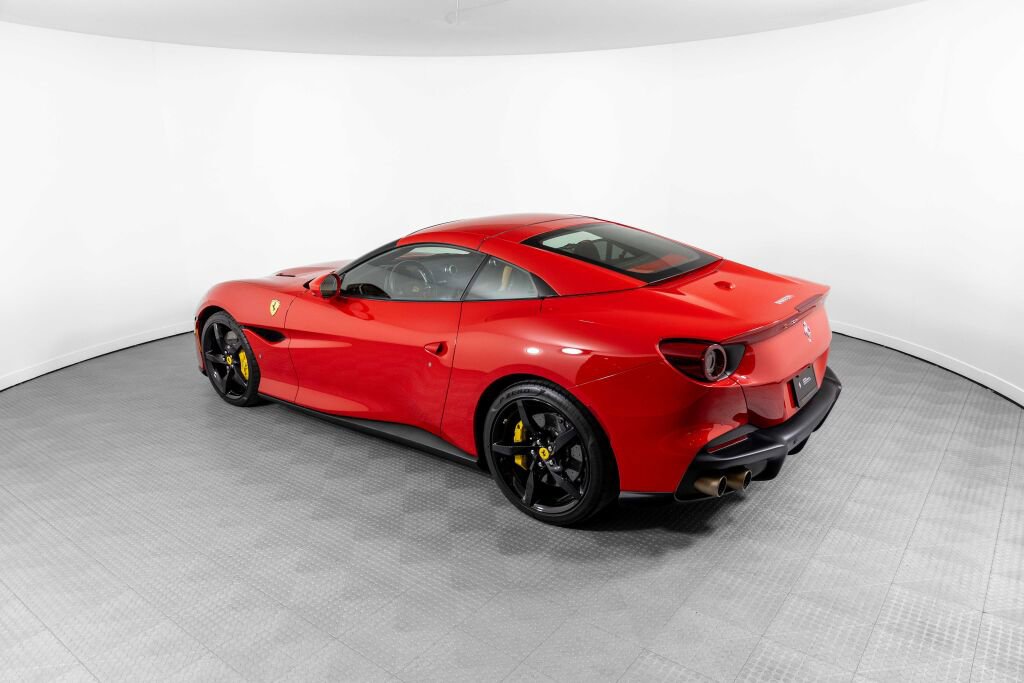 Certified 2022 Ferrari Portofino M image 56