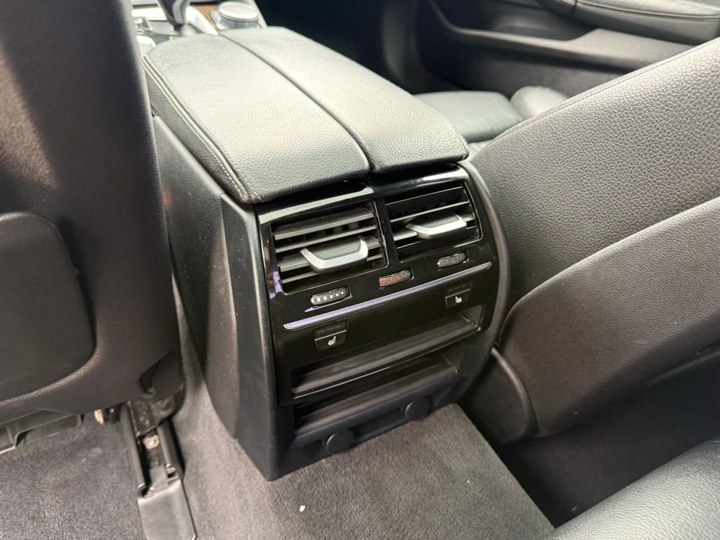 Used 2017 BMW 530i xDrive image 23