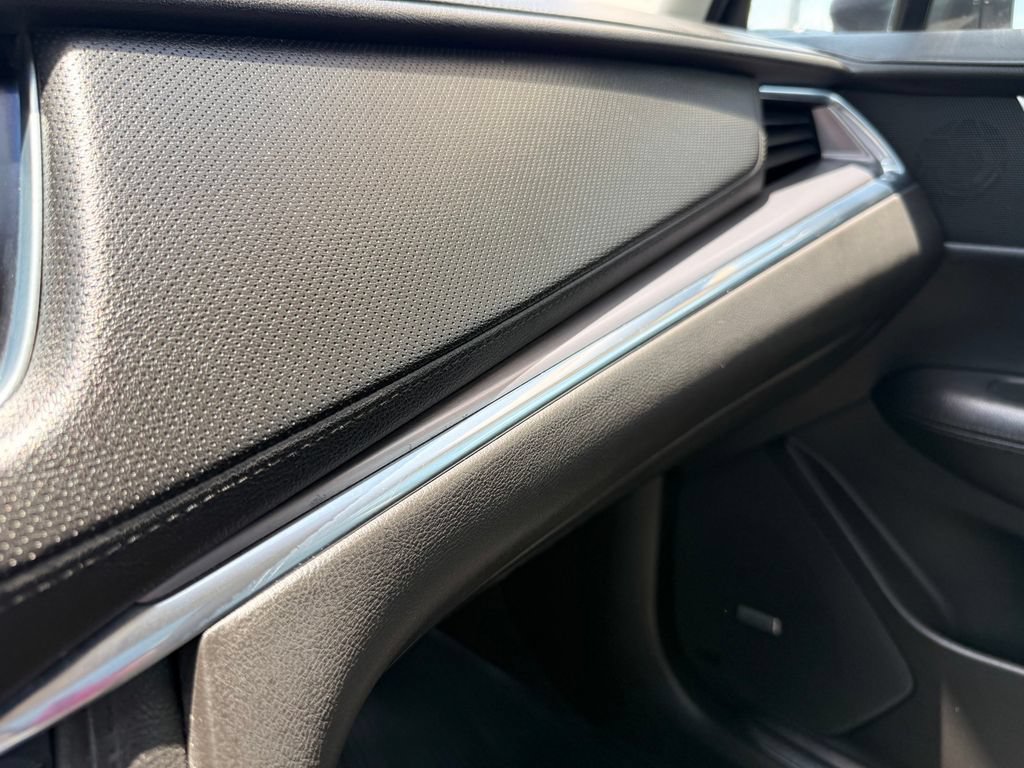 Used 2019 Cadillac XT5 Luxury FWD image 14