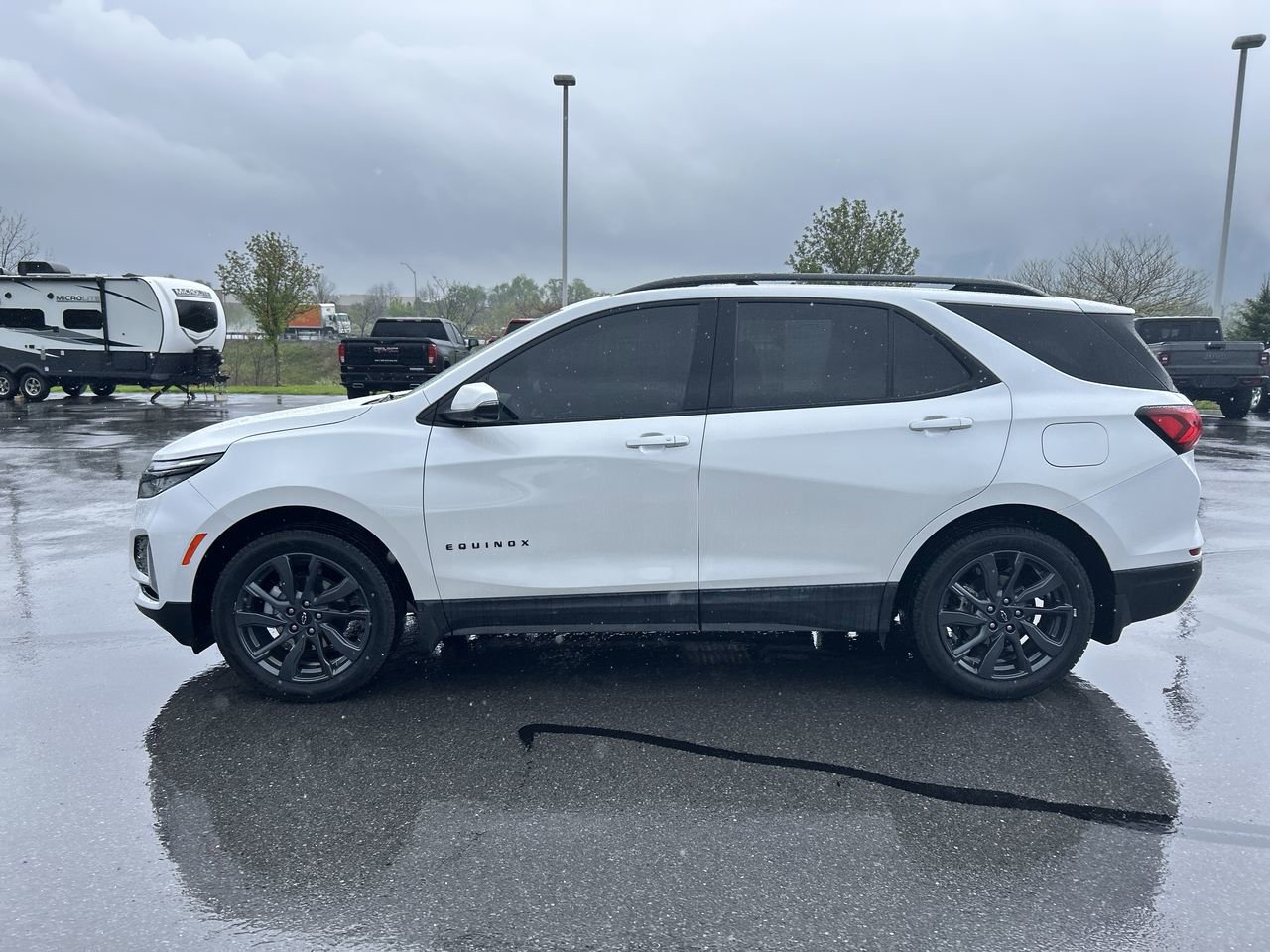 Used 2024 Chevrolet Equinox RS AWD/4WD image 4