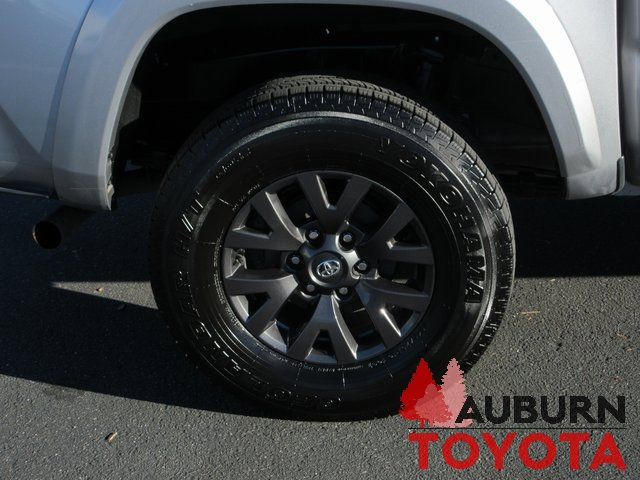 Certified 2021 Toyota Tacoma SR5 image 4