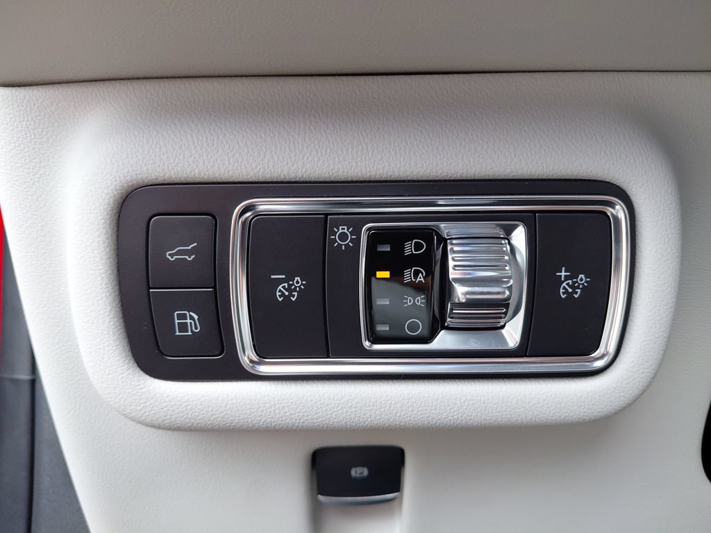 New 2026 Lincoln Nautilus Premier w/ Equipment Group 102A AWD/4WD image 13