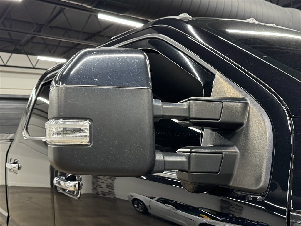 Used 2022 Ford F350 Platinum w/ FX4 Off-Road Package AWD/4WD image 21