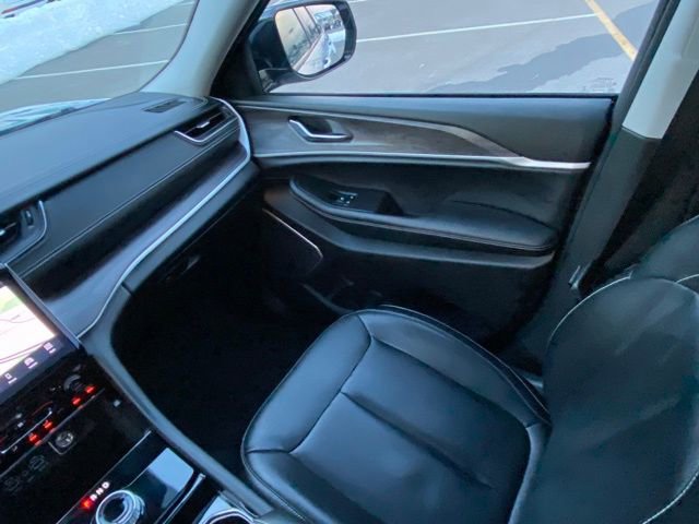 Used 2021 Jeep Grand Cherokee L Limited image 26