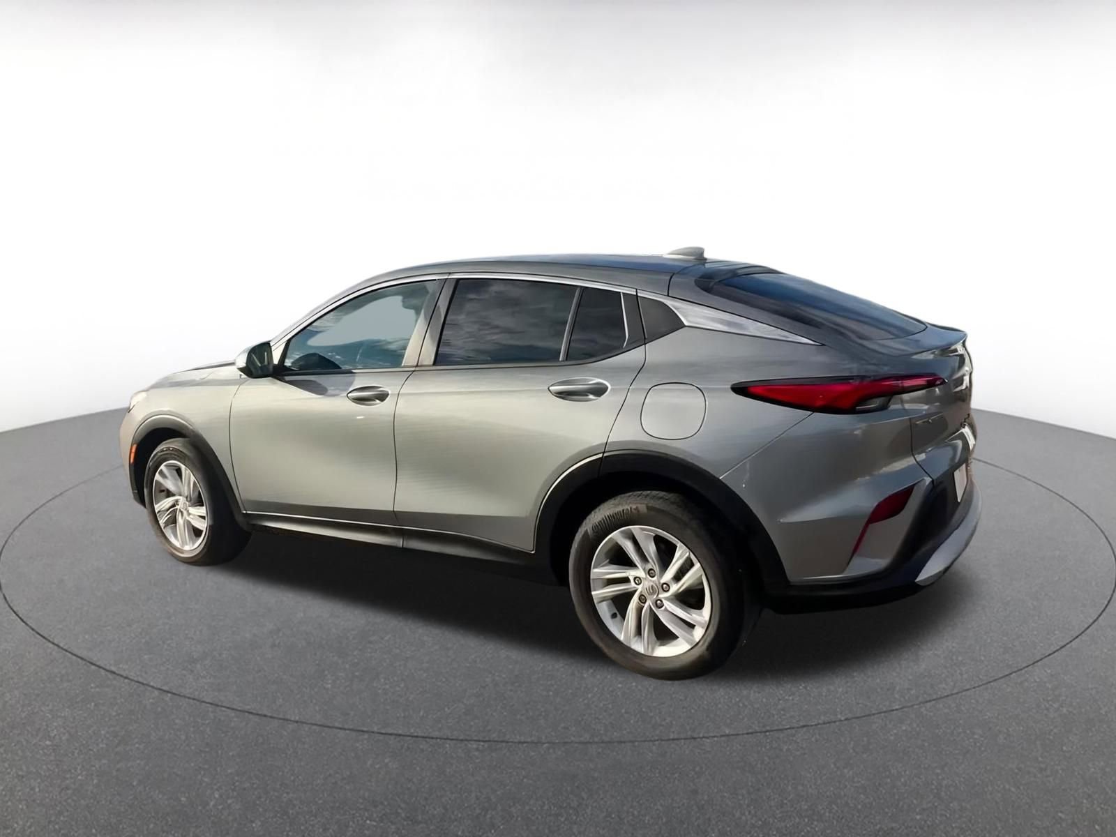 Used 2025 Buick Envista Preferred image 10