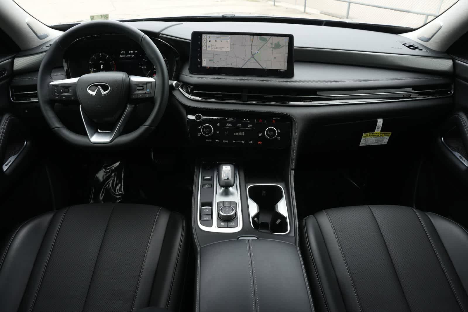 Used 2026 INFINITI QX60 Luxe w/ Cargo Package FWD image 7