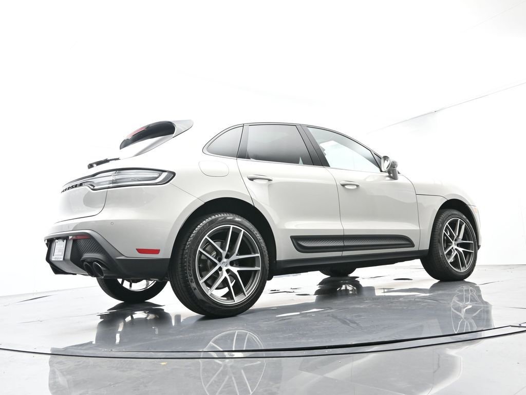 Certified 2026 Porsche Macan Turbo AWD/4WD image 52