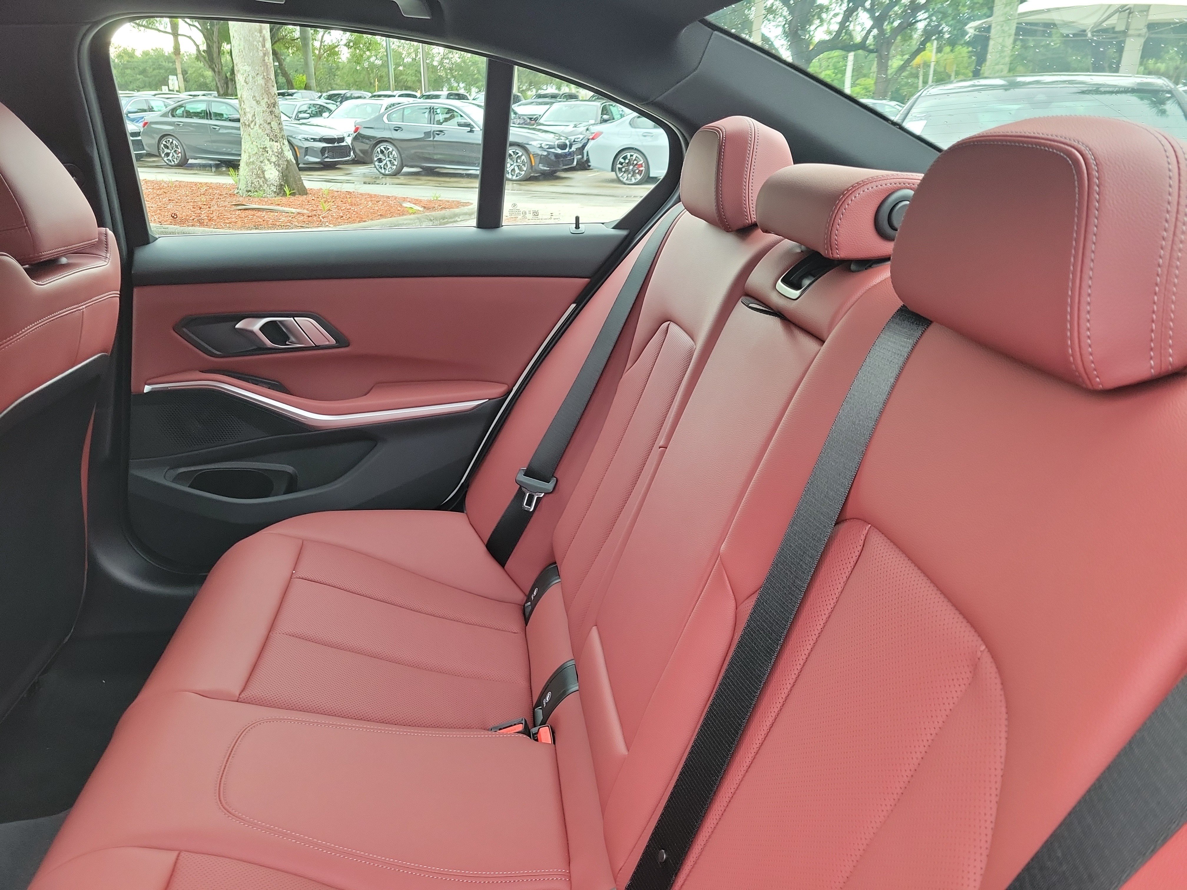 New 2026 BMW 330i Sedan w/ Convenience Package RWD image 7