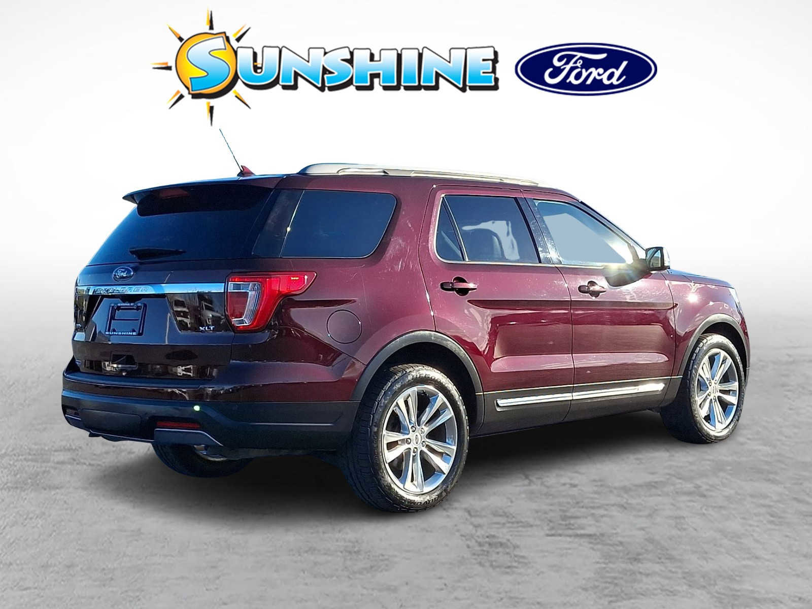 Certified 2019 Ford Explorer XLT w/ Equipment Group 202A AWD/4WD image 6