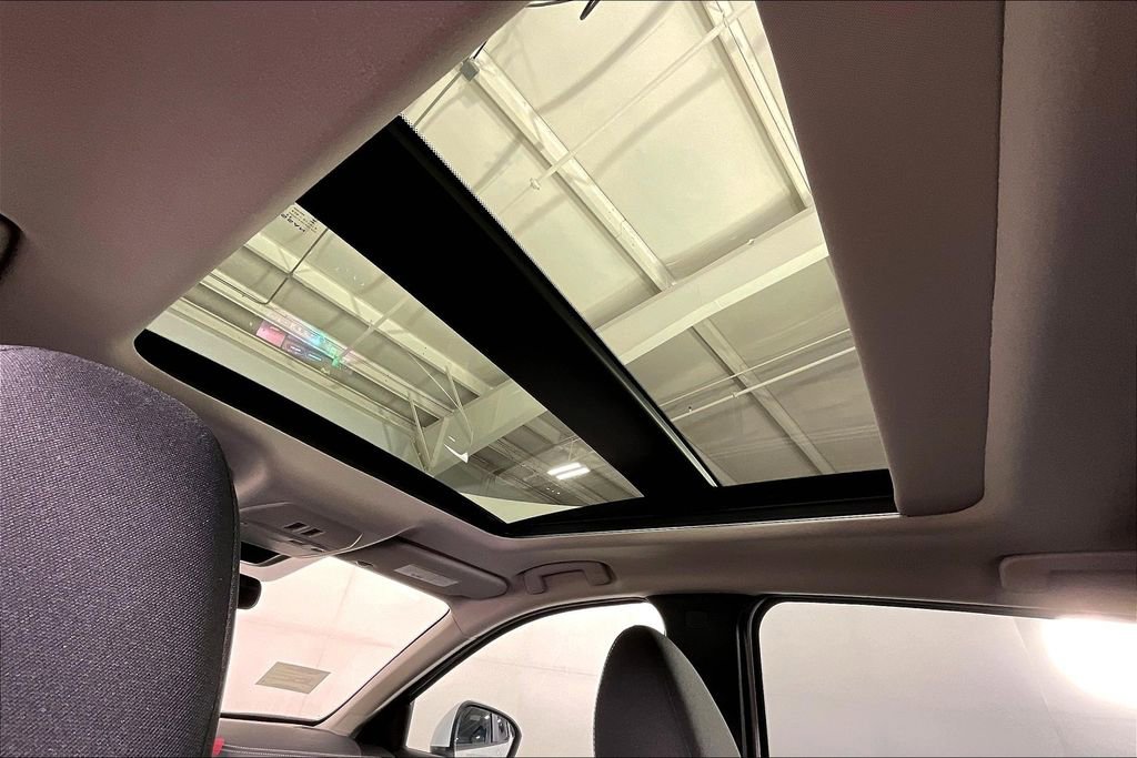 New 2025 Nissan Kicks SV w/ SV Premium Package image 25