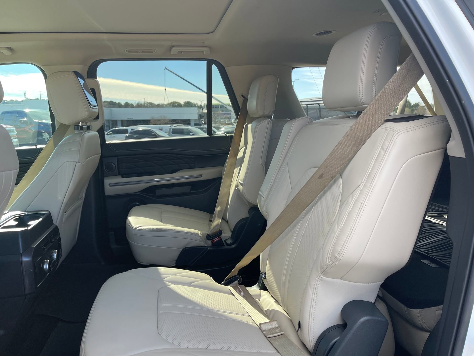 Used 2023 Ford Expedition Max Platinum image 22