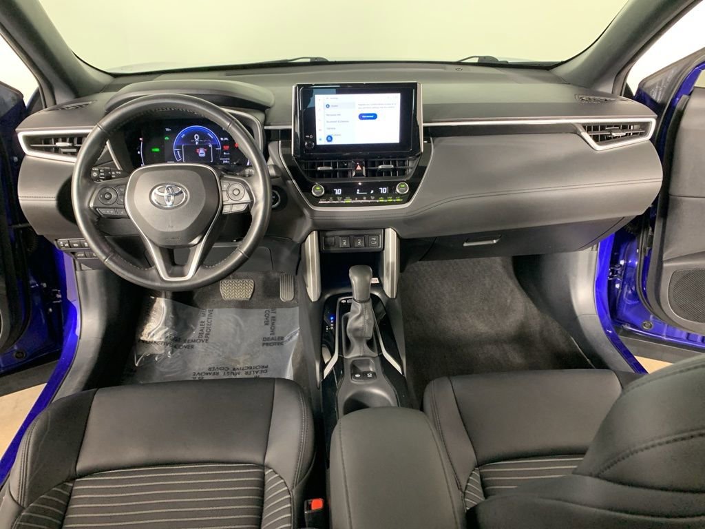 Used 2023 Toyota Corolla Cross XSE w/ Convenience Package image 33