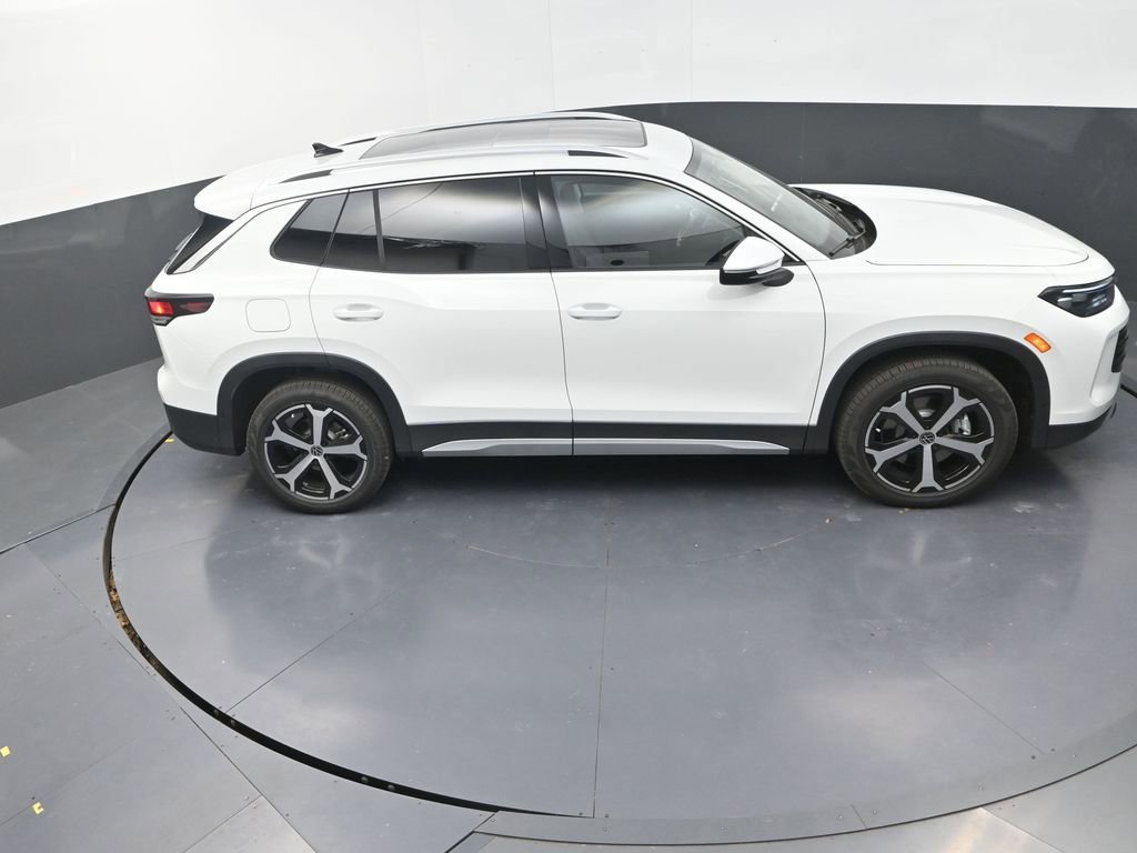 New 2026 Volkswagen Tiguan SE AWD/4WD image 20