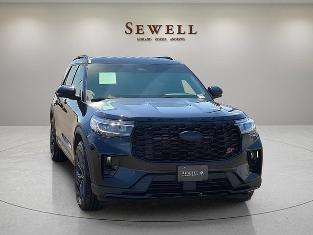 Used 2025 Ford Explorer ST RWD image 7