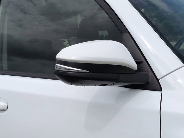 Certified 2024 Toyota 4Runner TRD Off-Road Premium w/ Moonroof Package AWD/4WD image 12