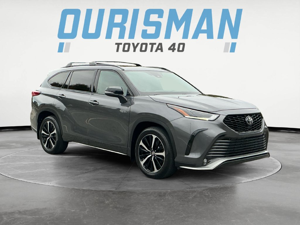 Used 2022 Toyota Highlander XSE