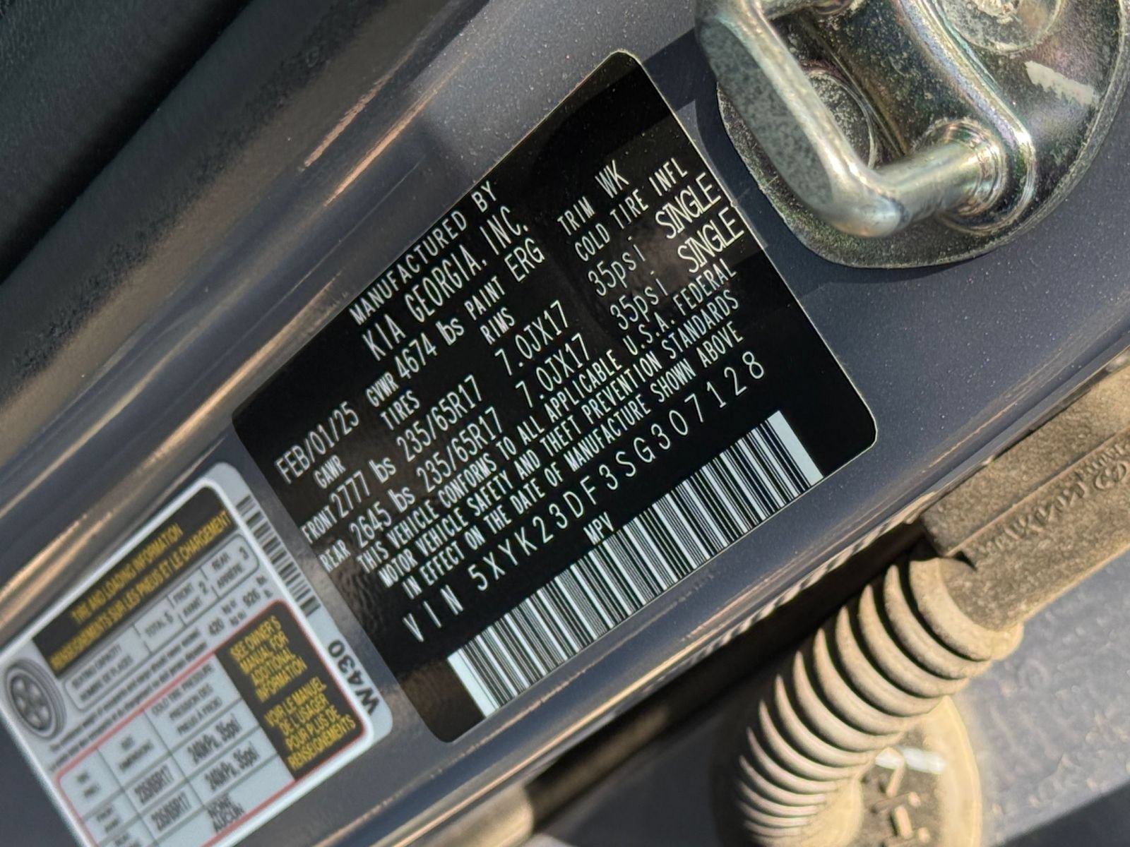 Used 2025 Kia Sportage LX FWD image 28