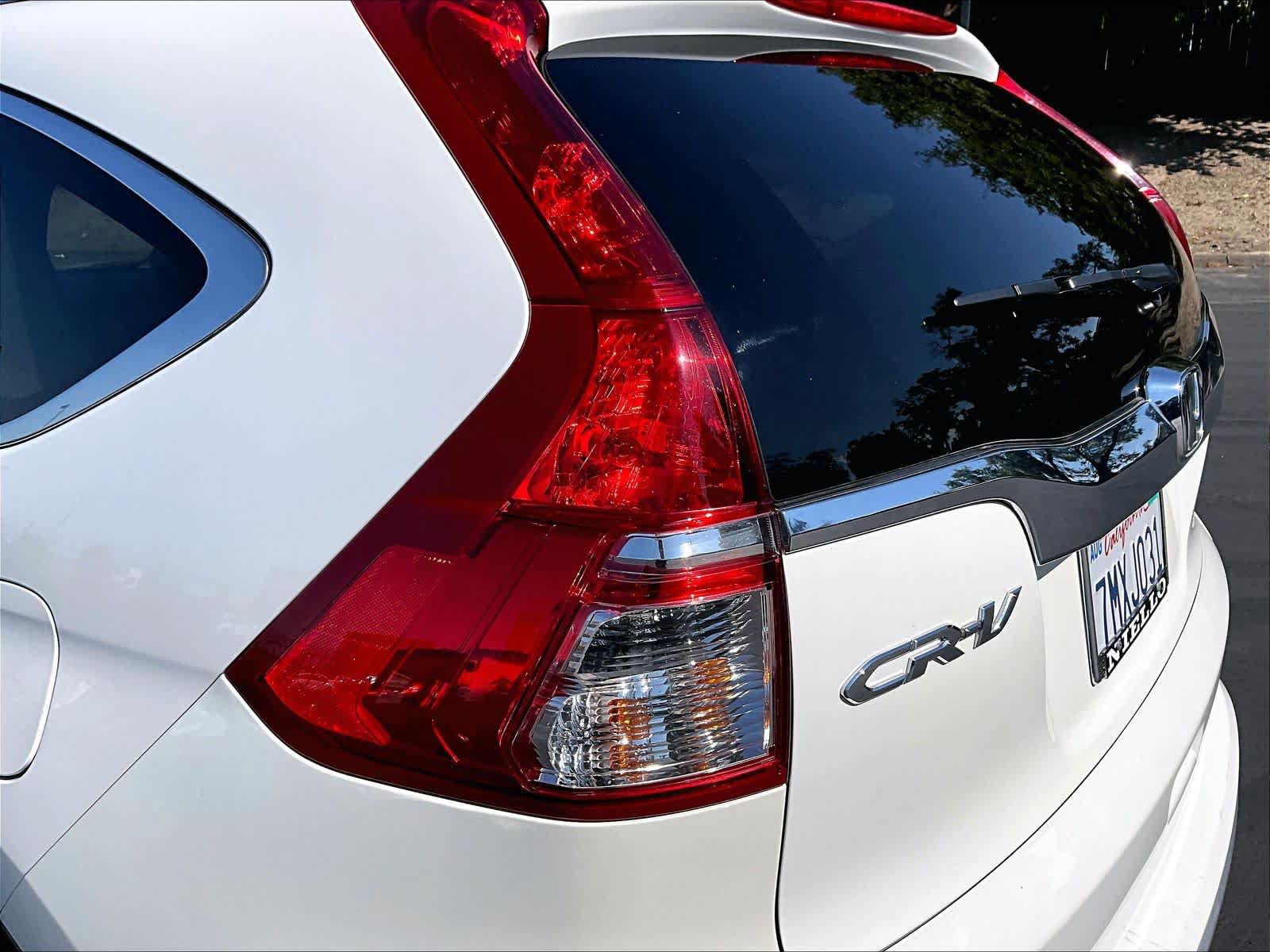 Used 2015 Honda CR-V Touring image 31