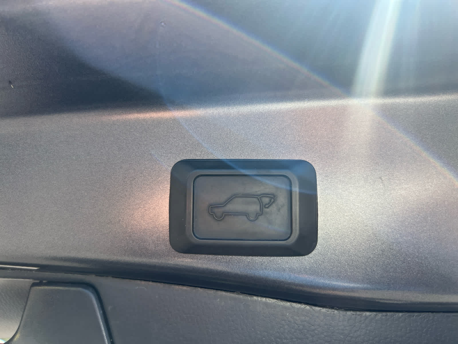 Used 2024 Toyota RAV4 XLE w/ Convenience Package AWD/4WD image 11