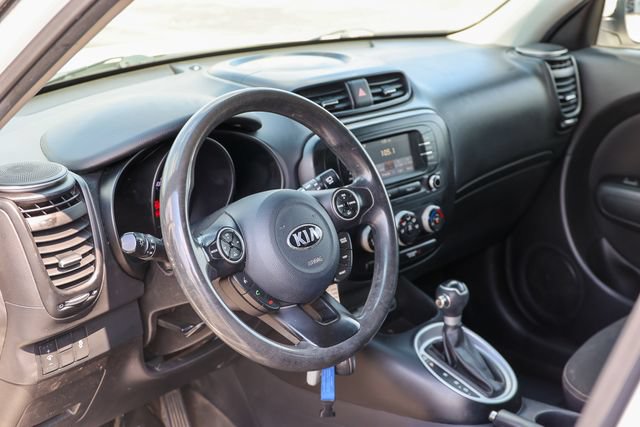 Used 2017 Kia Soul w/ Convenience Package FWD image 28