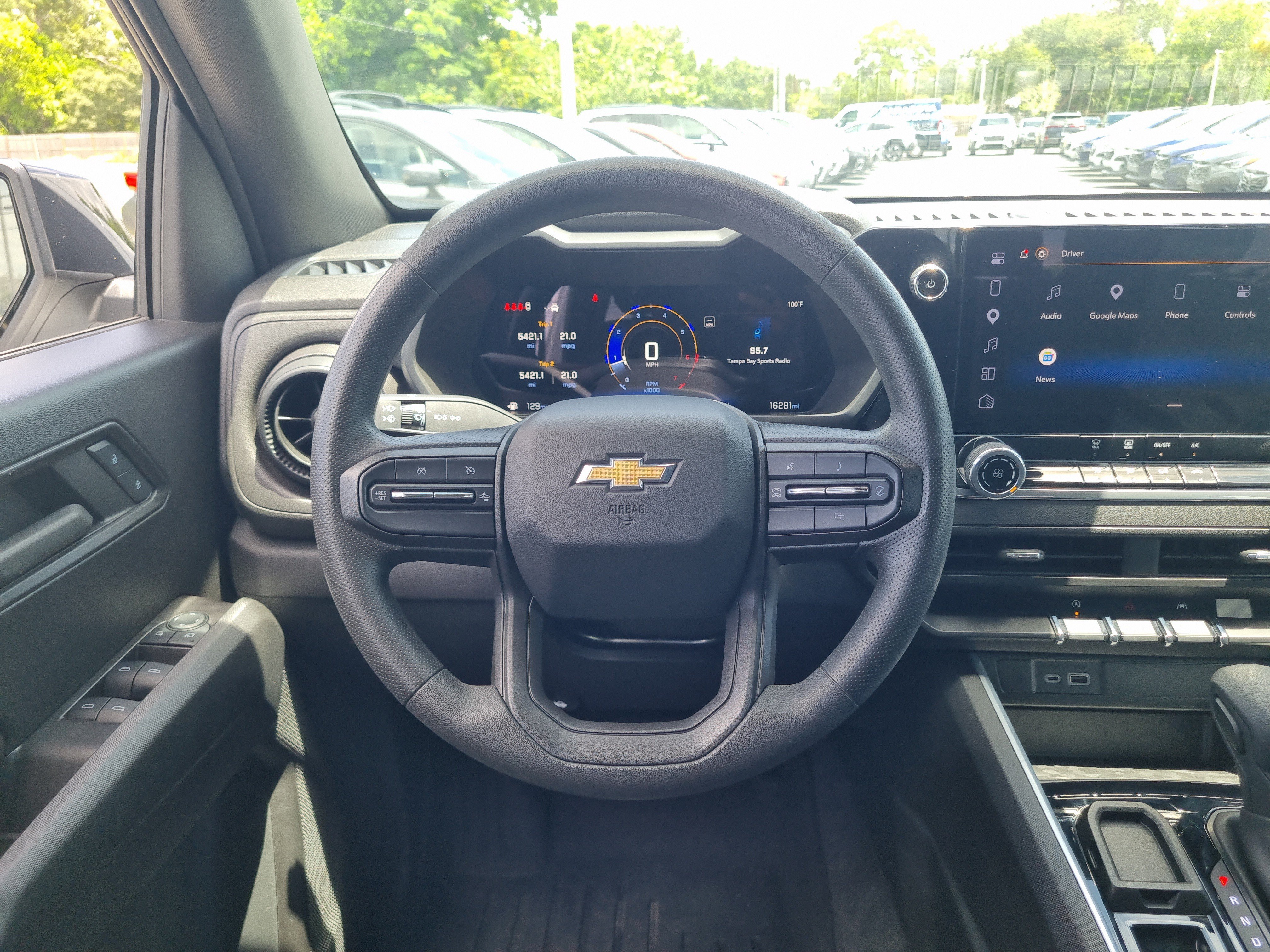 Used 2024 Chevrolet Colorado W/T w/ WT Convenience Package II RWD image 15