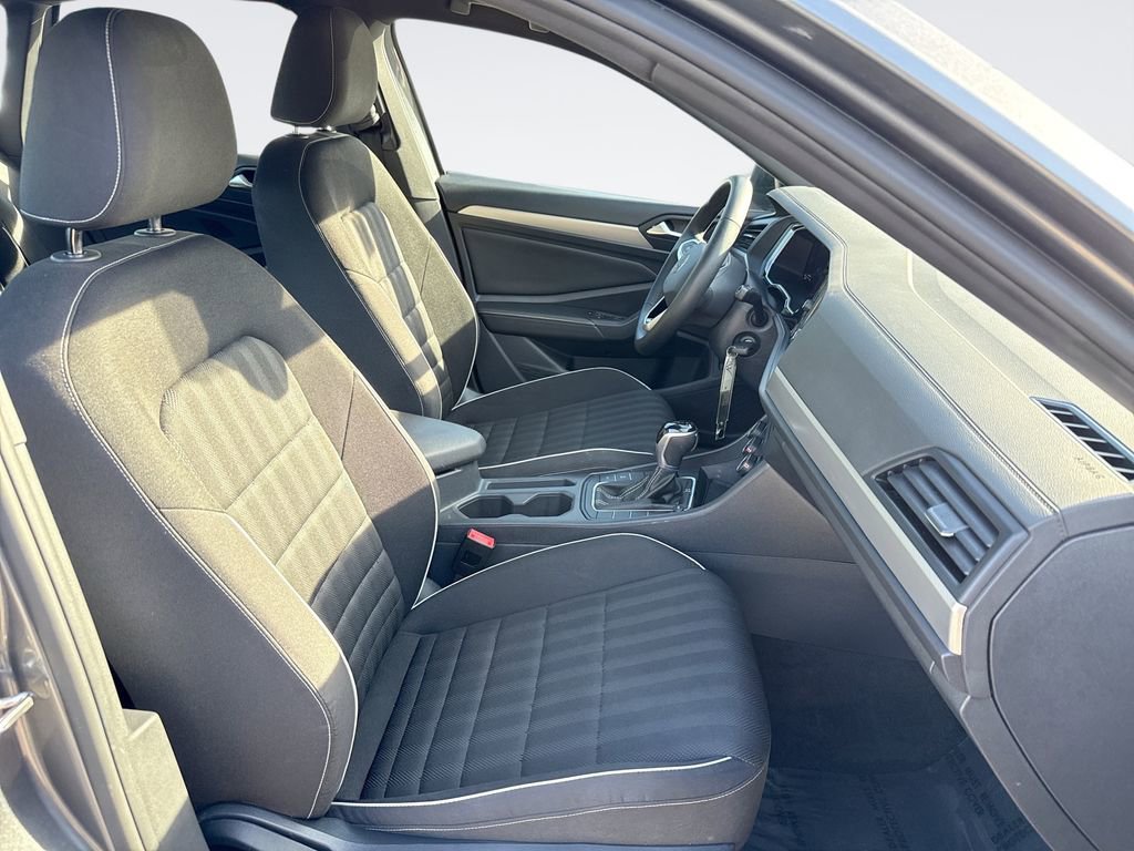 Used 2024 Volkswagen Jetta Sport FWD image 25