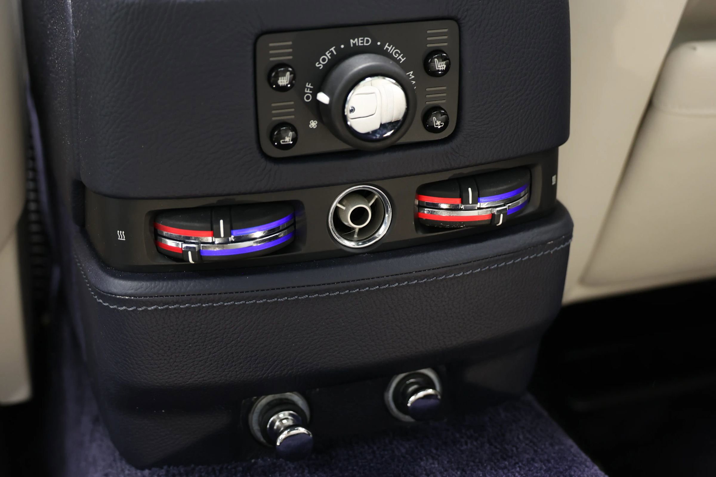 Used 2015 Rolls-Royce Ghost image 69