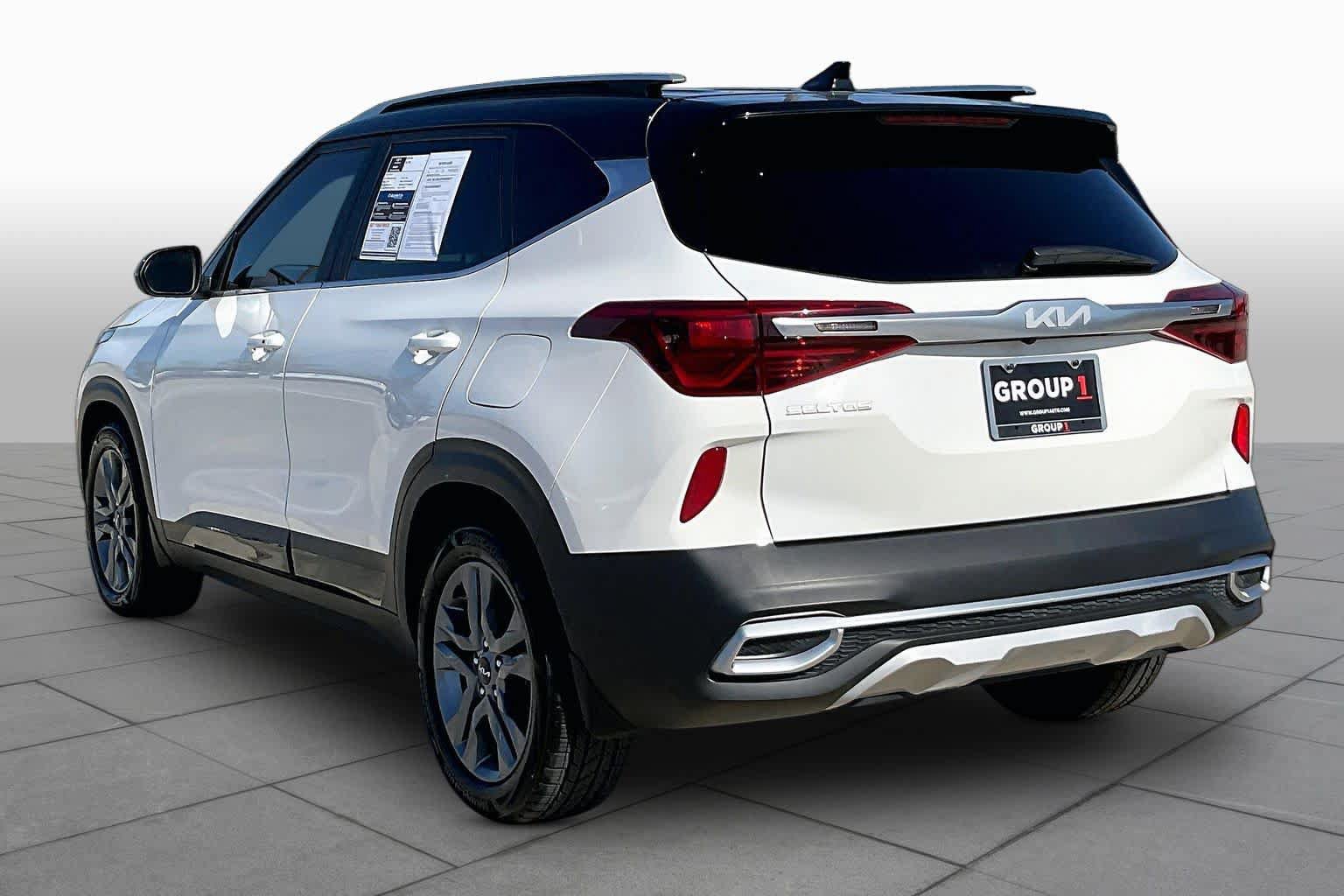 Used 2022 Kia Seltos S FWD image 12