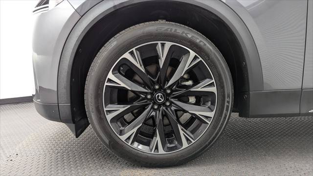 Used 2024 MAZDA CX-90 Plug-In Hybrid w/ Premium Pkg AWD/4WD image 33