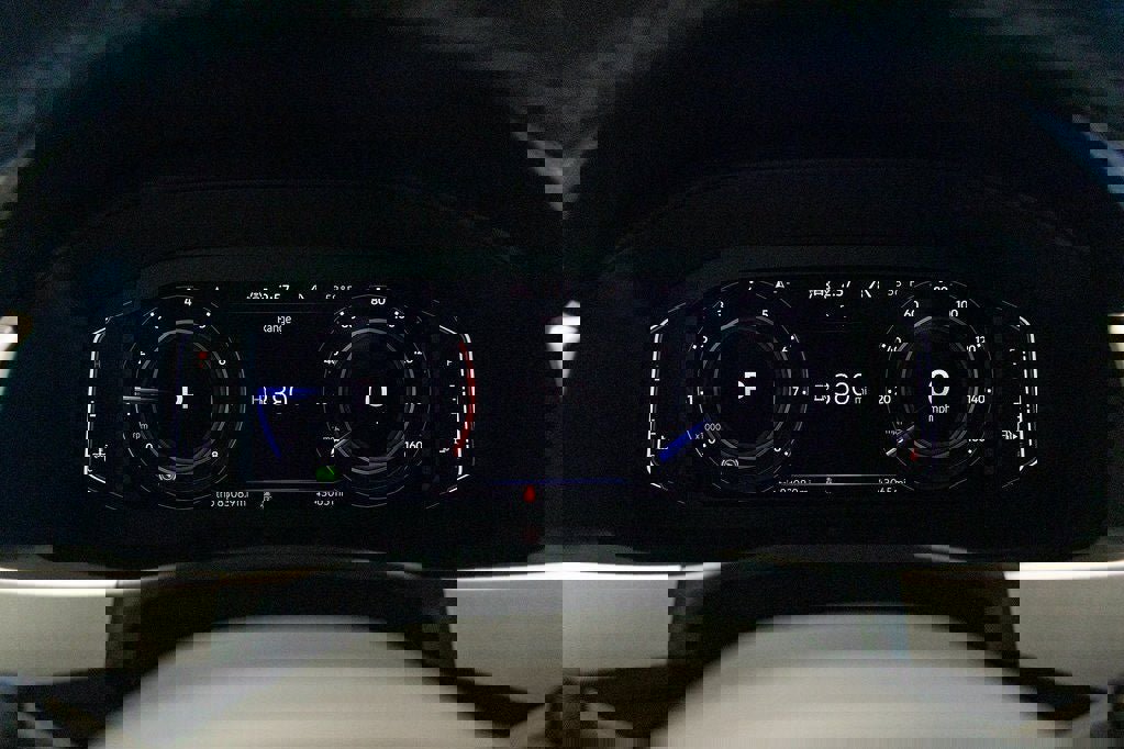 Used 2023 Volkswagen Atlas Cross Sport SE image 25