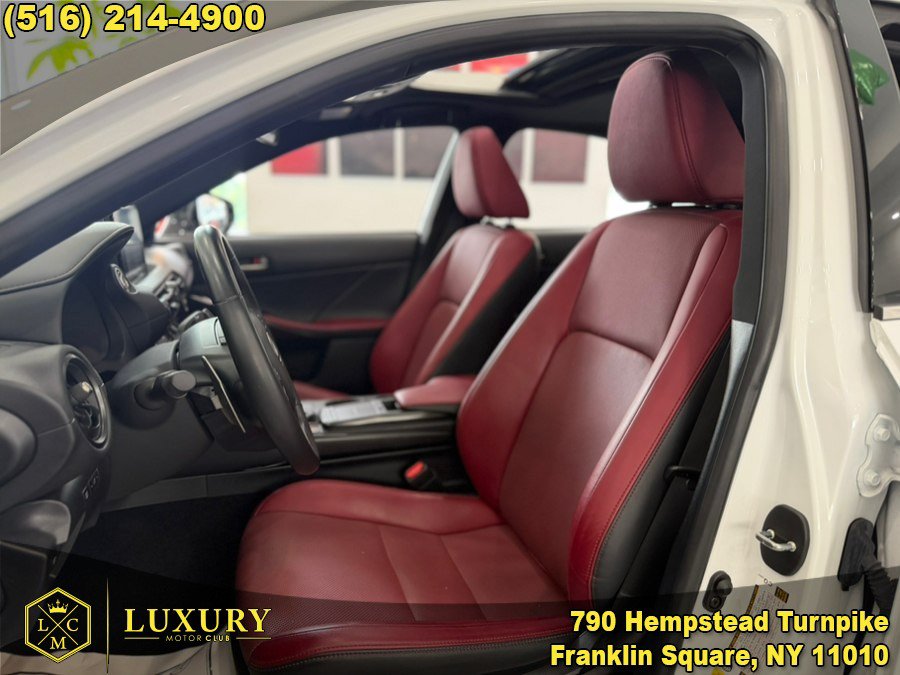 Used 2024 Lexus IS 300 F Sport RWD image 1