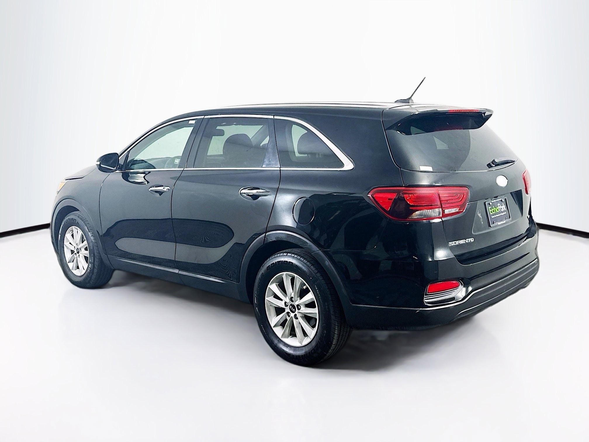 Used 2019 Kia Sorento LX image 5