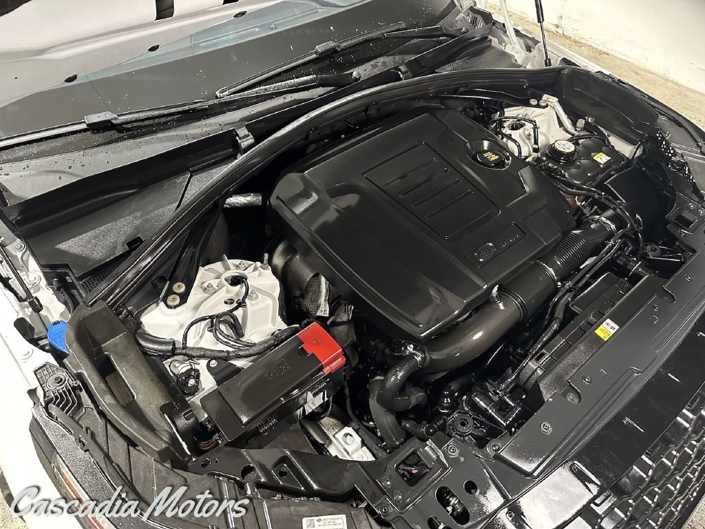Used 2019 Land Rover Range Rover Velar R-Dynamic SE image 33