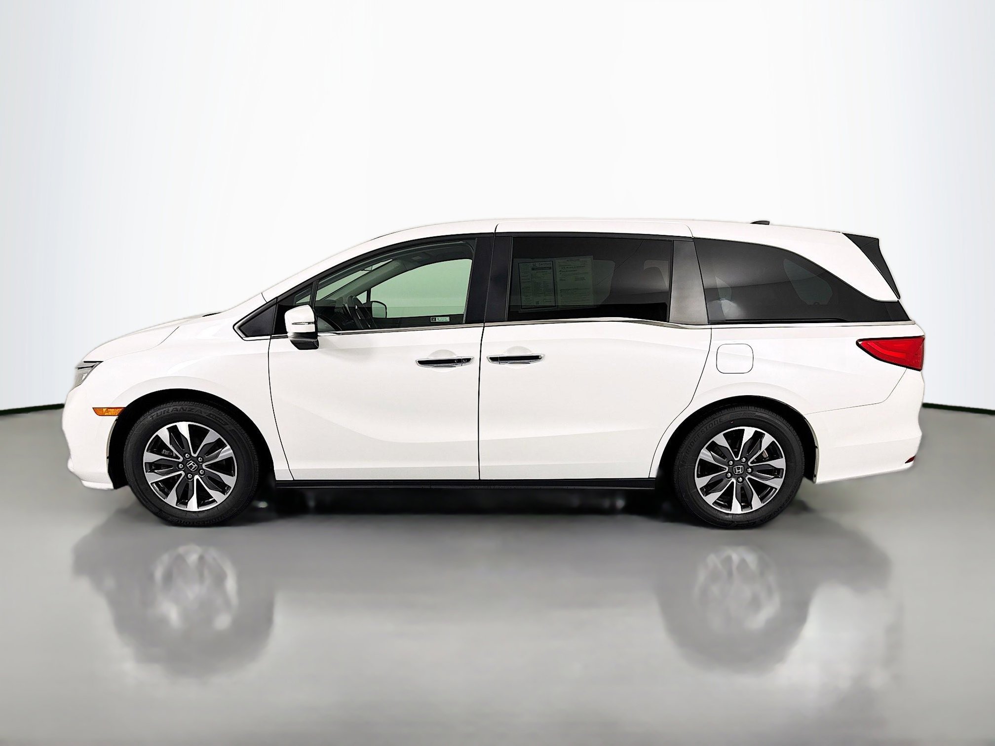 Certified 2023 Honda Odyssey EX-L image 8