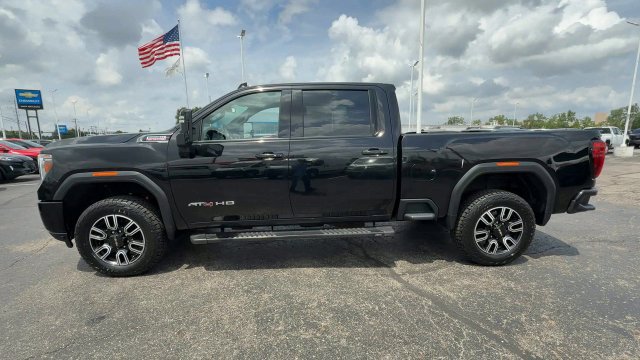 Used 2023 GMC Sierra 2500 AT4 w/ AT4 Preferred Package AWD/4WD image 5