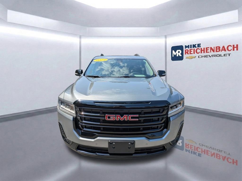 Used 2023 GMC Acadia SLE w/ Driver Convenience Package AWD/4WD image 9