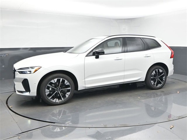 New 2026 Volvo XC60 B5 Plus w/ Protection Package Premier image 4